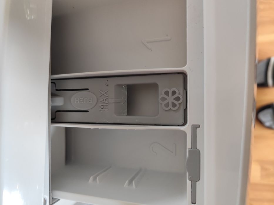 Pralka Electrolux EW6SN500WP slim sensi care 6kg wsadu