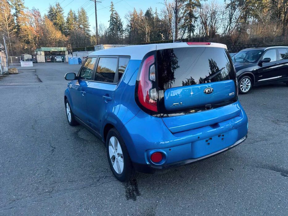 Kia Soul EV+      2015
