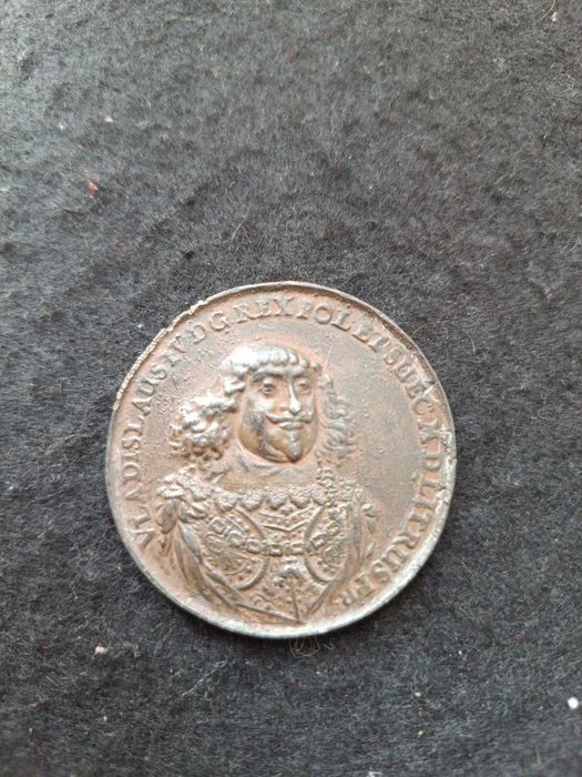 Настільна весільна медаль Владислав 4 Ваза.