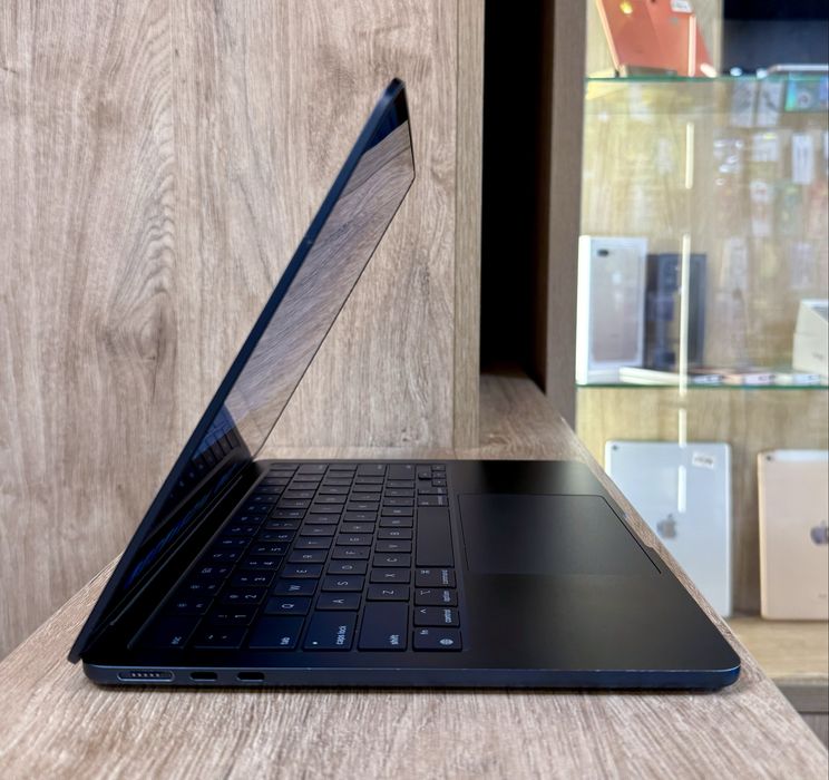 Ноутбук MacBook Air 13 M2 8/256Gb Mignight 100% АКБ Гарантія Магазин