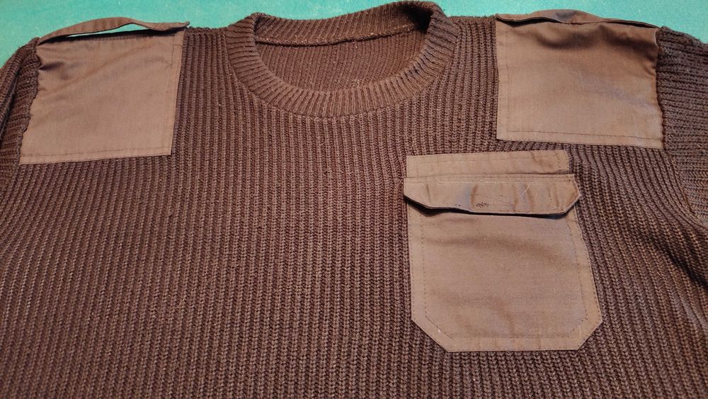 Sweter czarny ochrona