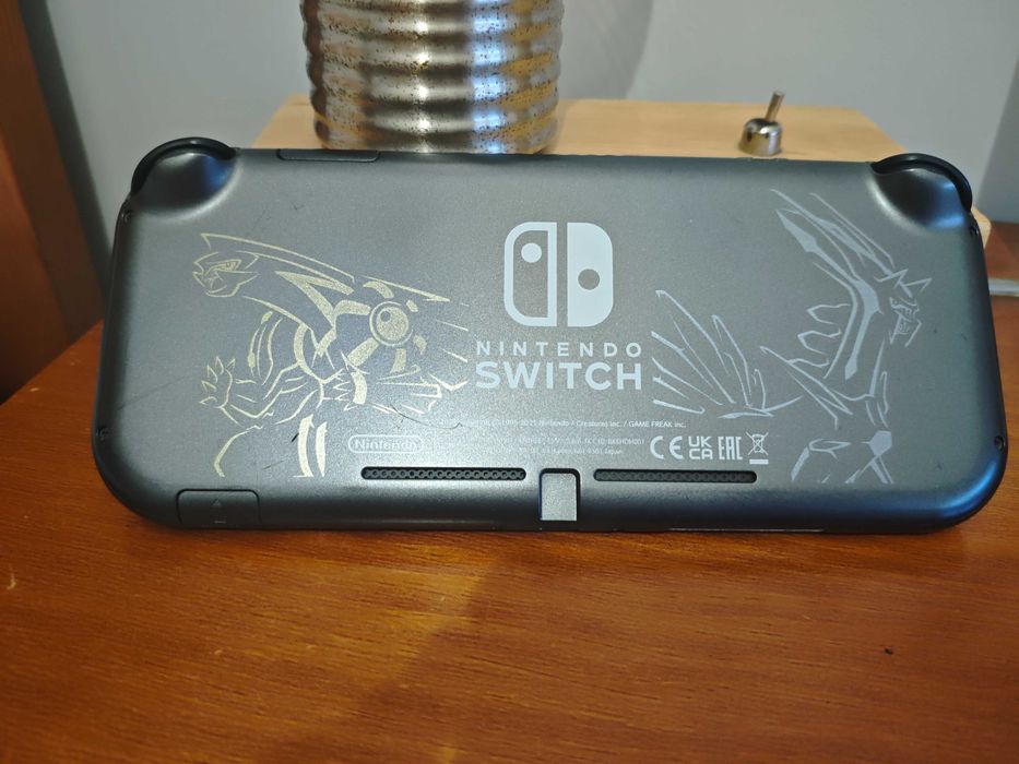Nintendo Switch Lite Edição Dialga e Palkia