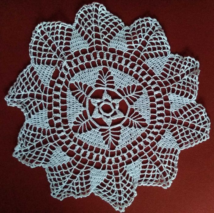 Serwetka serweta biała ręcznie haftowana