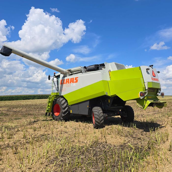 Свіжопривезений комбайн клас lexion 420