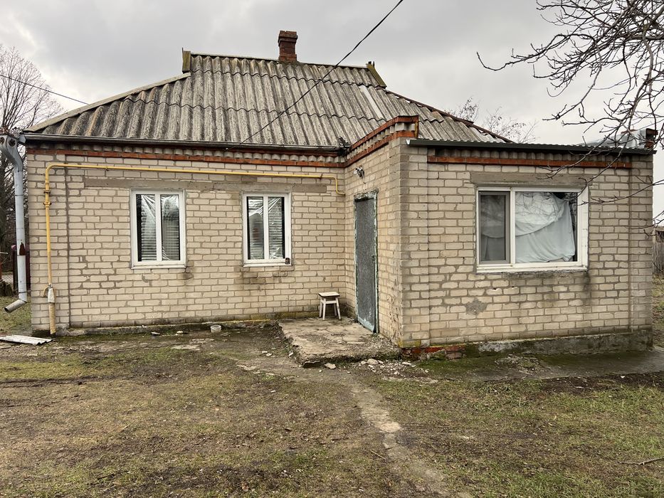 Продам будинок з магазином