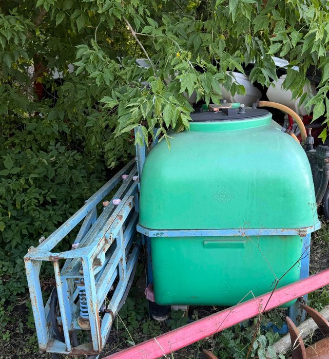 Обприскувач навісний