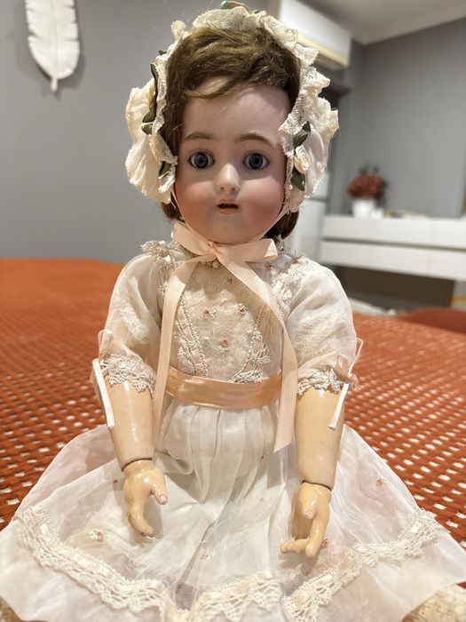 Boneca antiga Armand Marseille – porcelana alemã com mecanismo sonoro