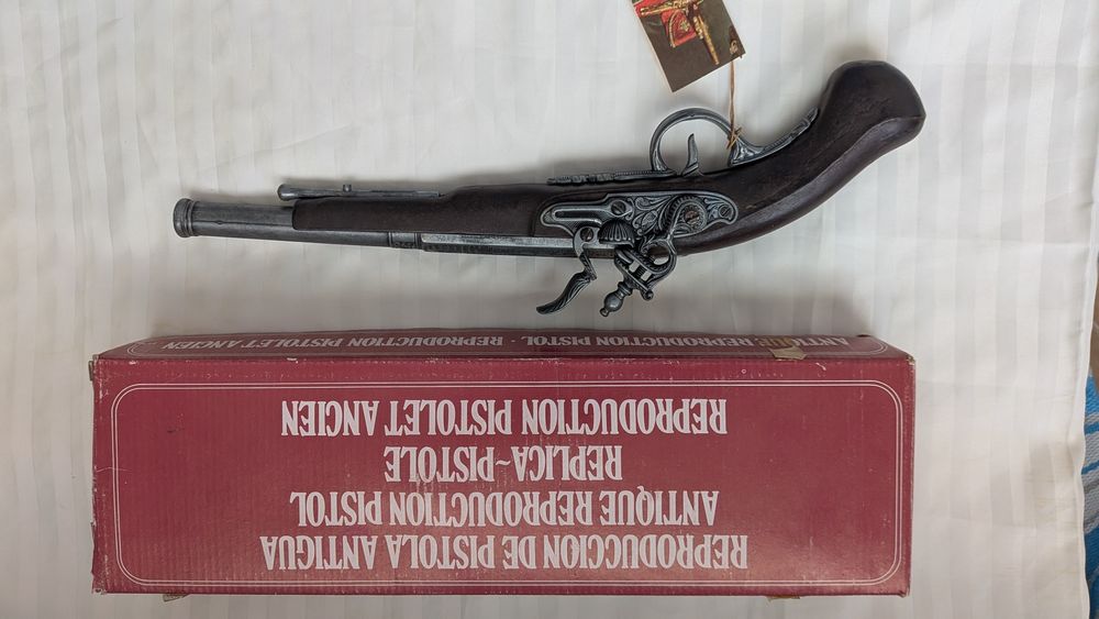 Pistolas decorativas