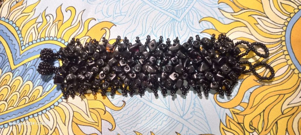 Браслеты и бусы натуральный камень