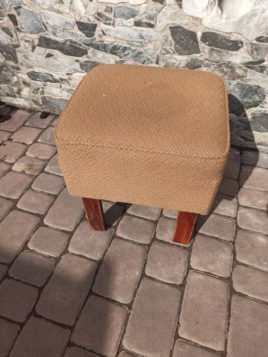 Podnóżek PRL do renowacji