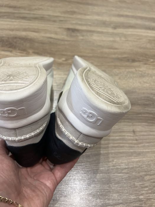 Ugg оригинал 41 размер.  Кроссовки