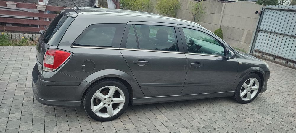 Bardzo Ładna Astra Bogate Wyposażenie