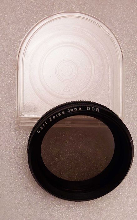 Filtr polaryzacyjny BERNOTAR fi 49 mm
