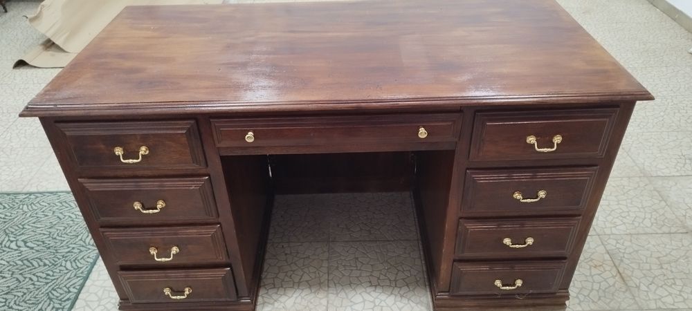 Secretária restauro