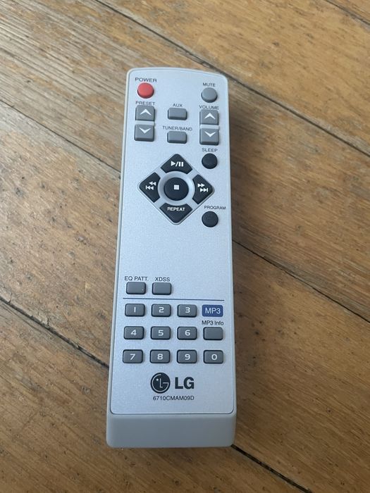 Aparelhagem Micro Hi-Fi LG LX-M150D com AUX + Rádio + Comando Original