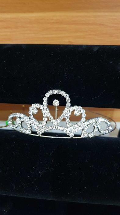 Тіара корона, обруч. Цирконій фіаніт Біжутерія