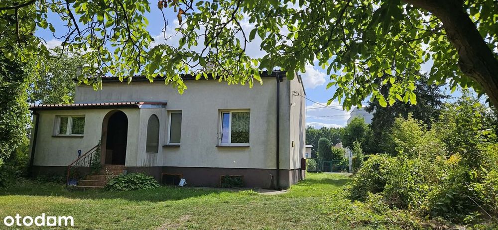 Działka z domem wolnostojącym 79m2 i budynkiem gospodarczym też 79m2