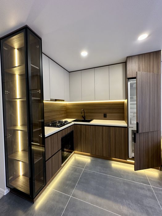 Продаж 3км квартири вул. Сахарова, р-он Бам