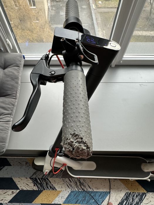 Електросамокт MI 365Pro