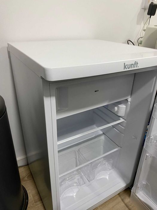 Frigorífico Mini Bar KUNFT (com garantia)