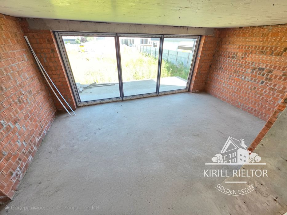 Продажа просторного дома на тихой улице в городке "Золотые Ключи"