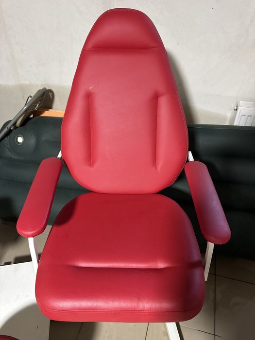 Крісло для педикюру