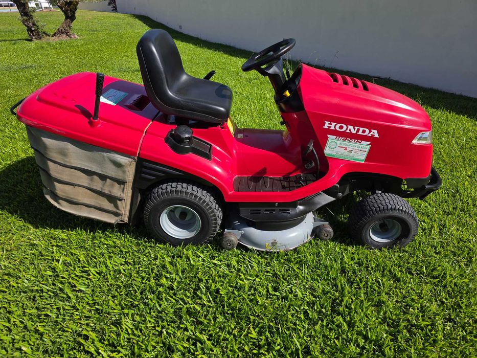 Trator de relva HONDA HF 2417