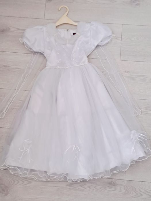 Плаття нарядні для дівчинки 3-6років
