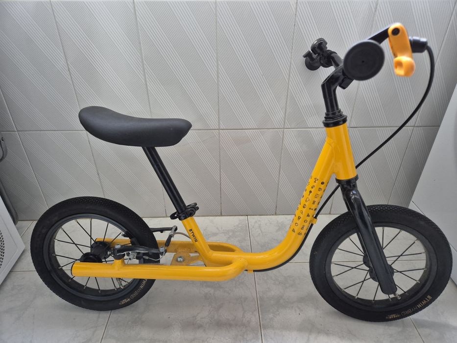 Bicicleta btwin sem pedais para criança