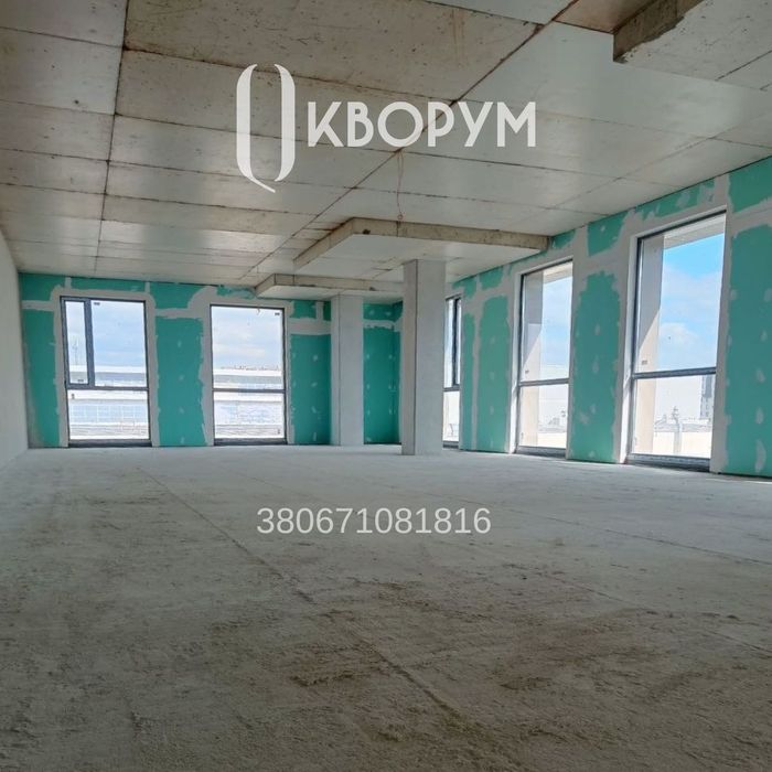 Офіс в новому БЦ FLY біля Вікторії Гарденс