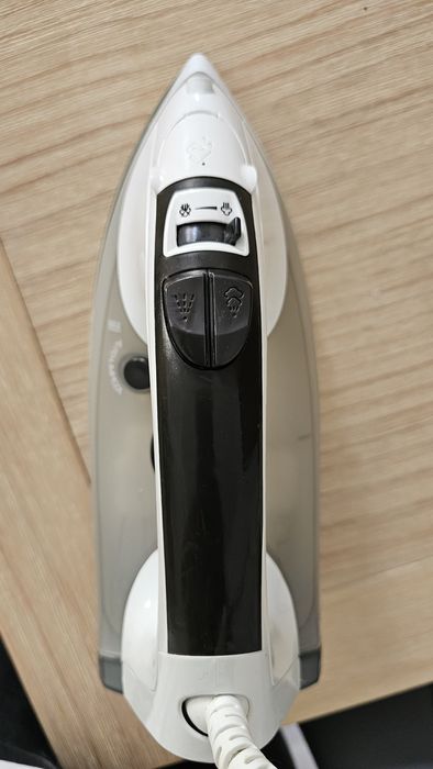 Ferro de Engomar Electric 2200W