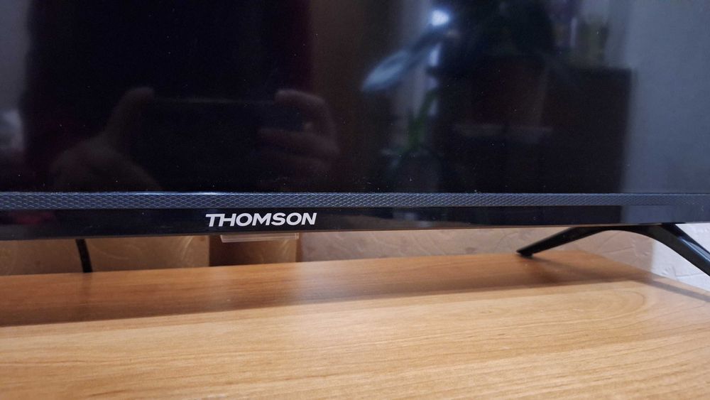 Телевізор Thomson 32"HD