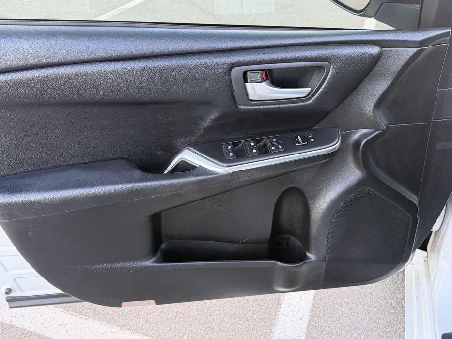 Toyota Camry 2017