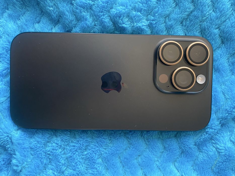 Sprzedam iphone 16pro