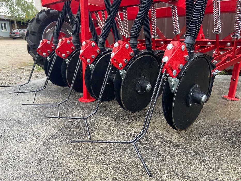 Навісна сівалка сівник 1.5 Варіаторна сівалка Деметра