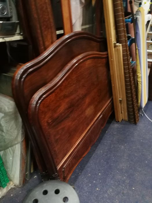 Camas deversas madeira