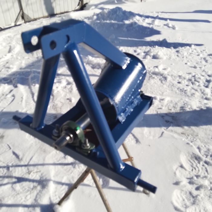 Шнековий подрібнювачгілок, гілкоруб, веткоізмельчітель.