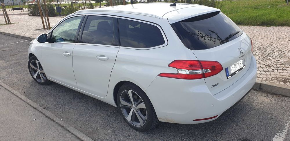 Peugeot 308SW ALLURE 1.5 BlueHdi 130CV NACIONAL