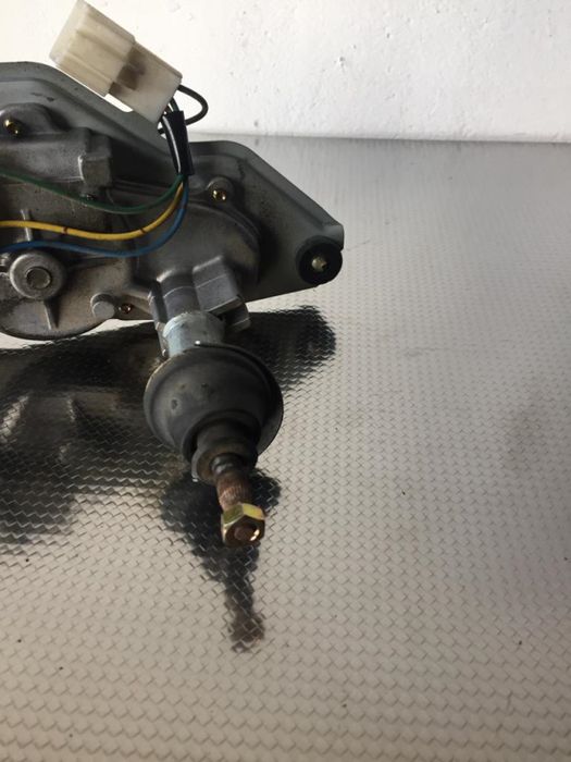 Motor limpa vidros trás MITSUBISHI Pajero Classic (V2_W)