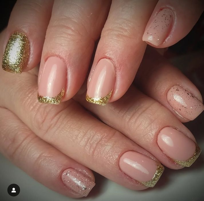 Paznokcie żelowe hybrydowe przedłużanie paznokci z dojazdem