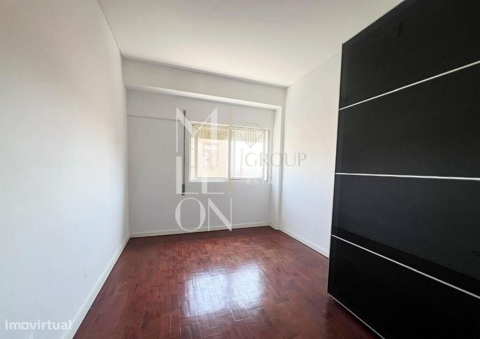 Bonfim | T3 (88m 2 com varanda)