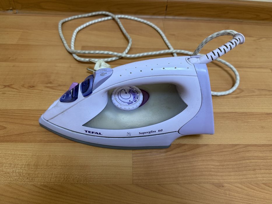 Продам праску Tefal