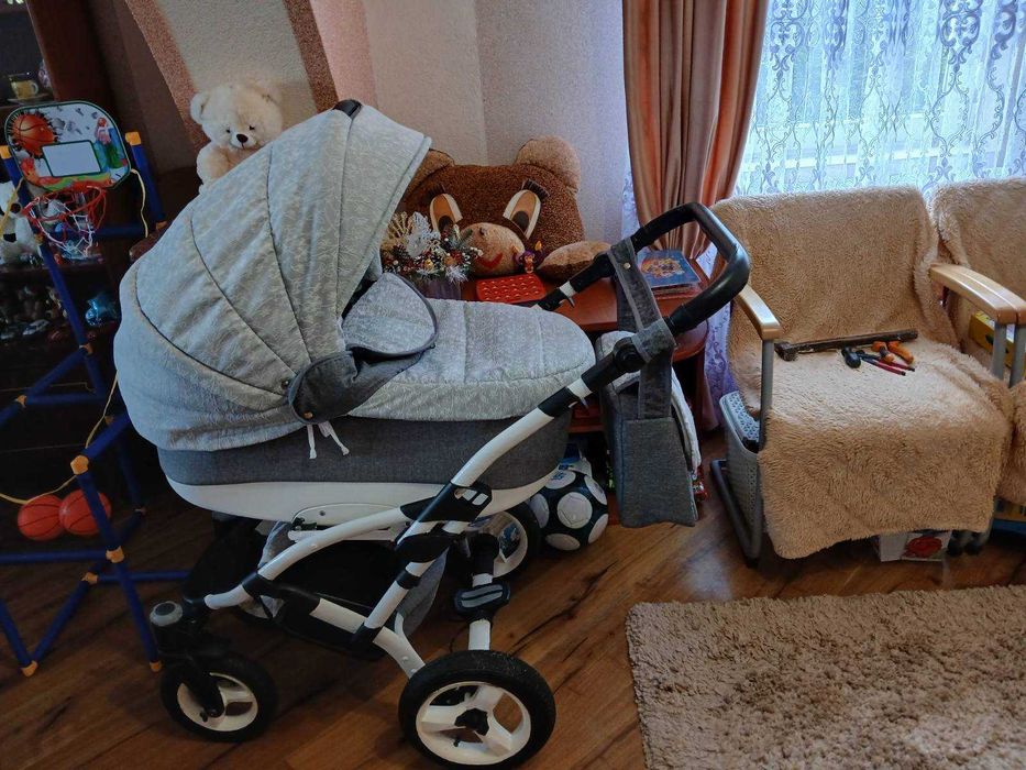 Коляска дитяча ол