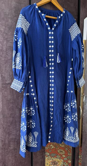 Сукня в українствому стилі