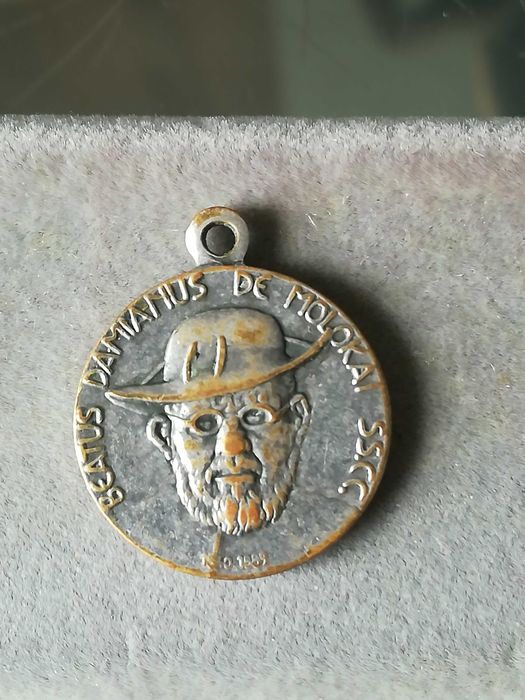 medalha banhada a prata