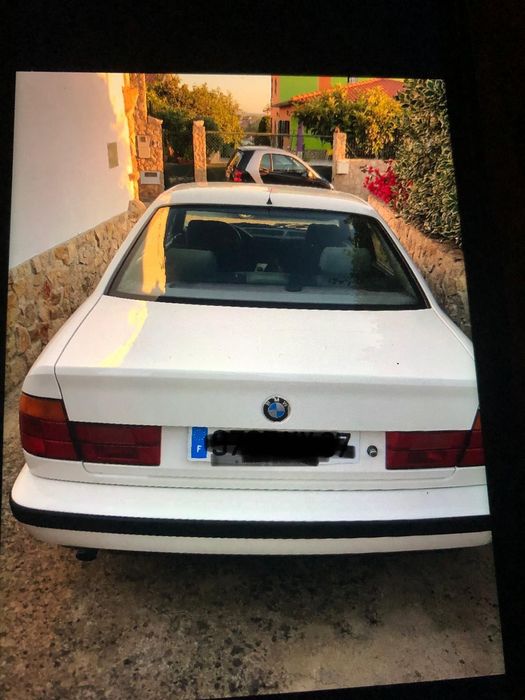 BMW 520 i. - 220000 Kms