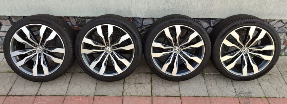 Оригінальні диски Volkswagen Tiguan R-Line R20 5х112 8,5Jx20H2 ET38