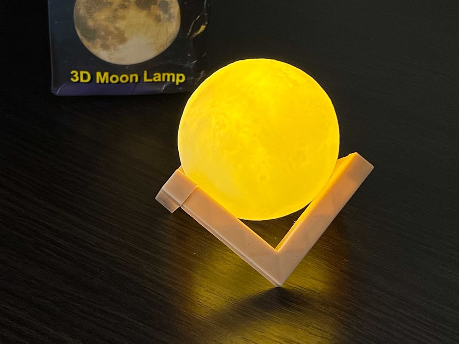 Нічник, місячне сяйво