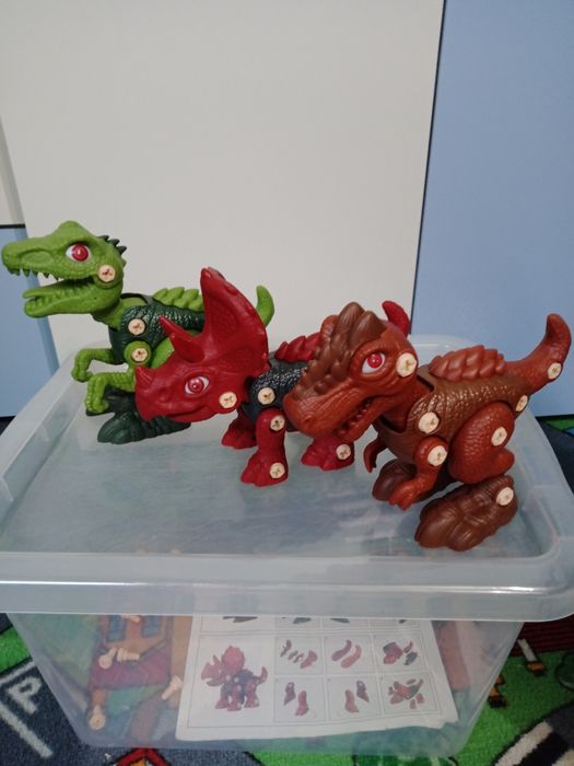 Dinozaury na śrubki