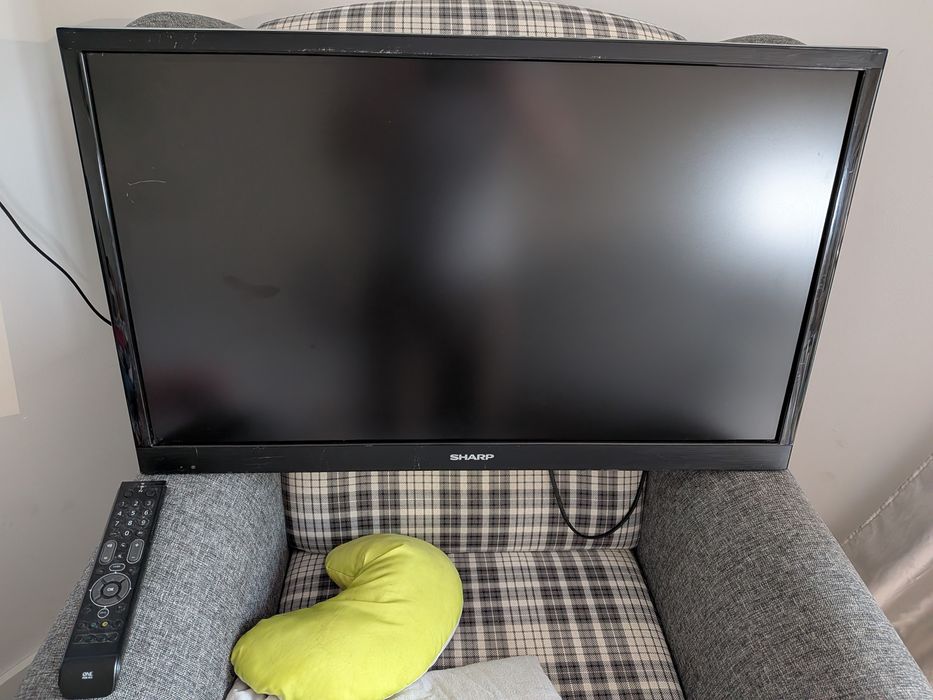 Telewizor Sharp 32  cały Hdmi Sprawny